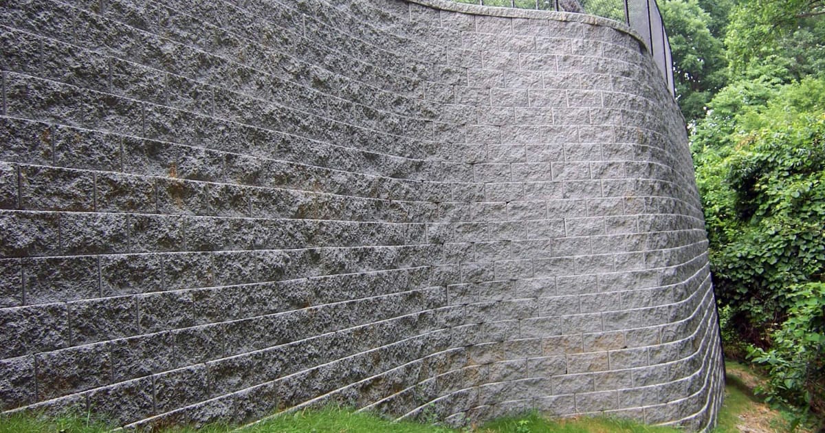 İstinat Duvarı Nedir? Ne İşe Yarar? Detaylı Rehber